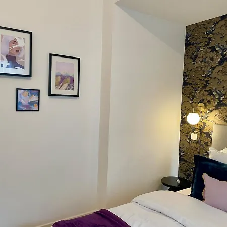 Chic And Relaxing Retreat With Bath Ritual & Candles - Pets Welcome *